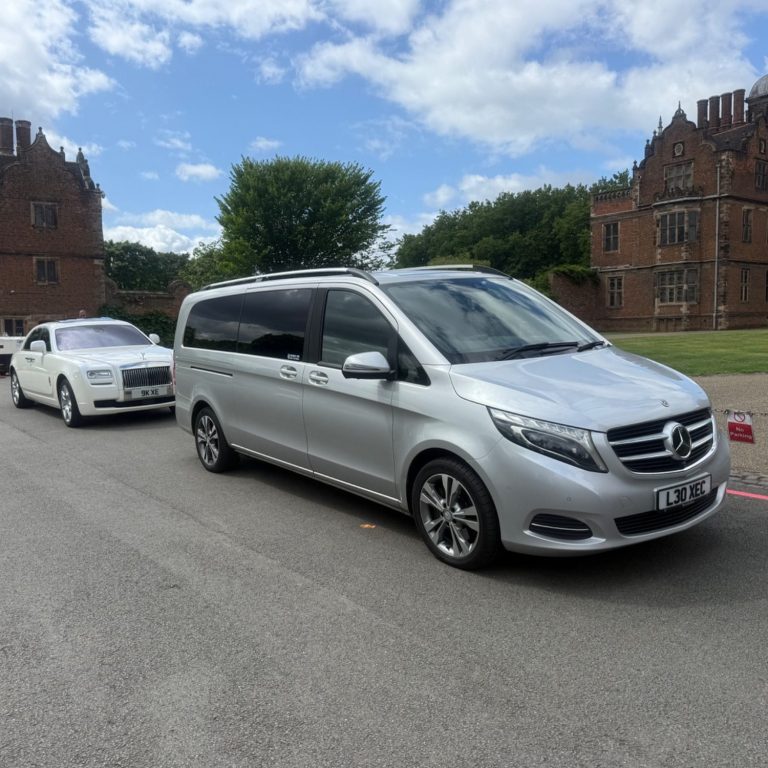 Staffordshire airport transfer service Staffordshire airport transfer service